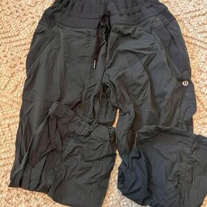 lululemon athletica Gray Capris